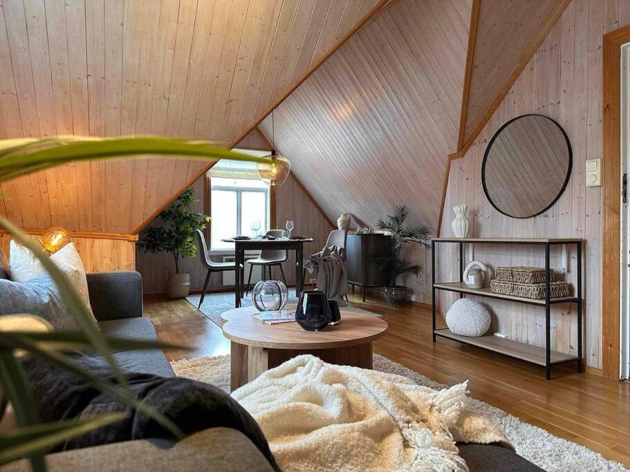 Cozy Central Loft Apartment With Amazing View Tromsø Exterior foto